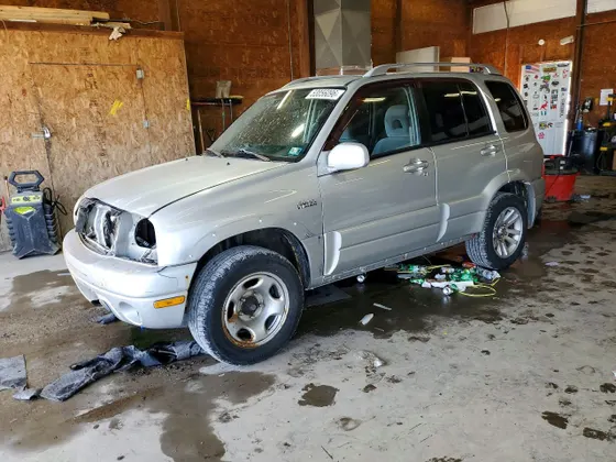 2004 Suzuki Grand Vitara LX