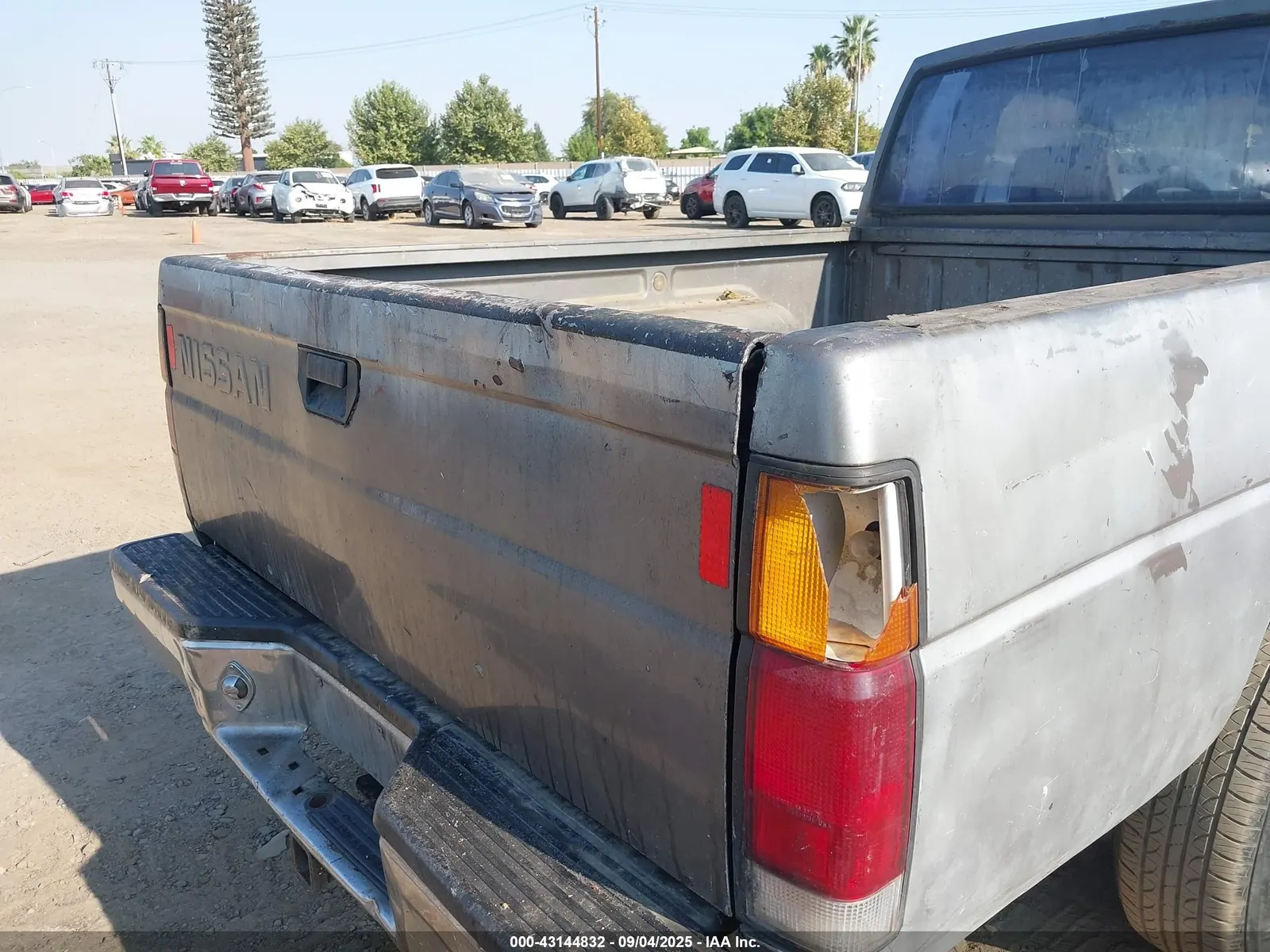 1989 Nissan Hardbody King Cab 2WD KING CAB