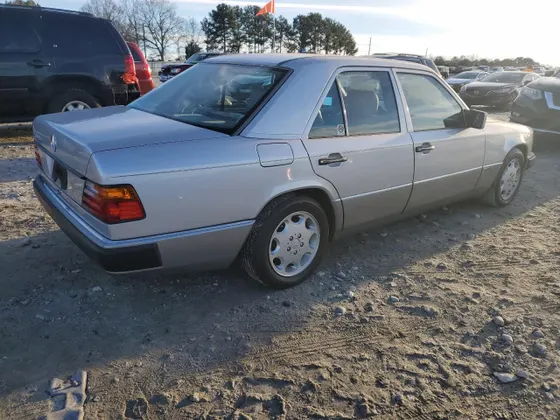 1992 Mercedes-Benz 300 Series 300E