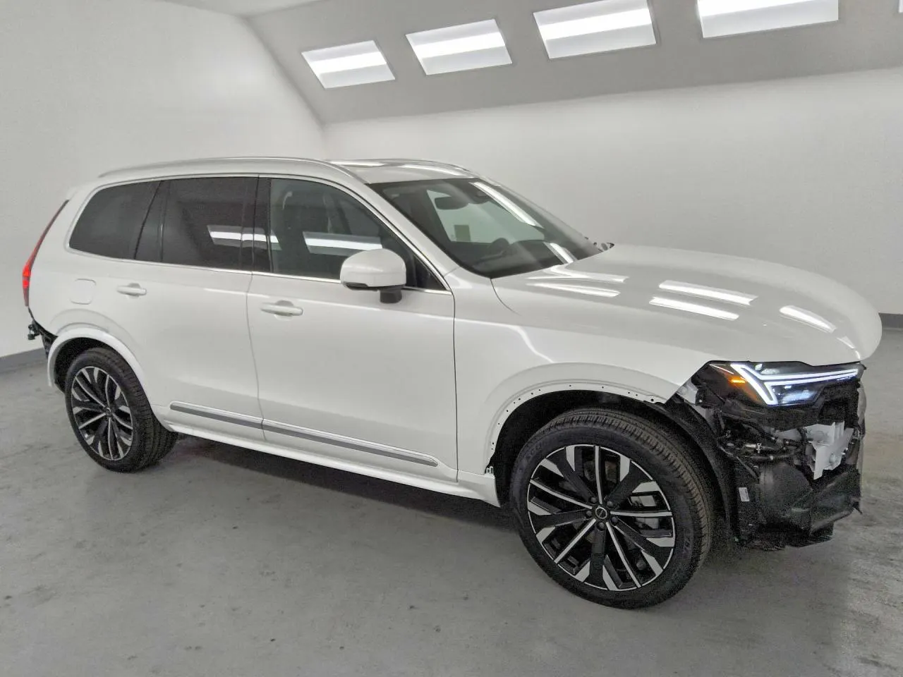 2025 Volvo XC90 Plug-In Hybrid Ultra