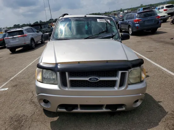 2005 Ford Explorer Sport Trac XLS