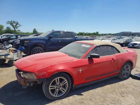 2010 Ford Mustang V6