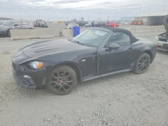 2018 FIAT 124 Spider Lusso