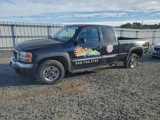 2003 GMC New Sierra 2500 SLE