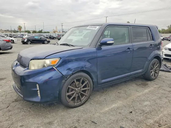 2014 Scion xB
