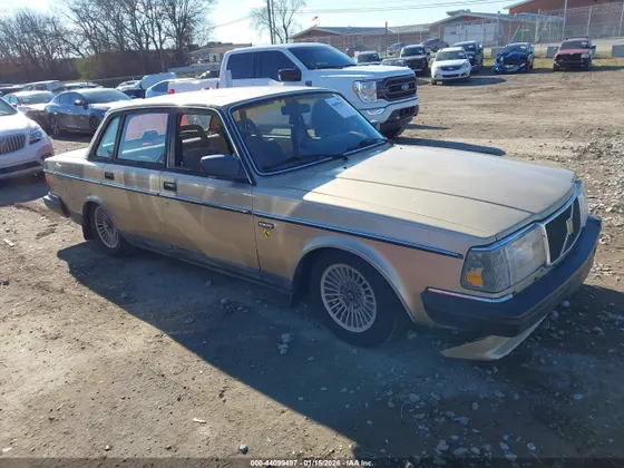 1988 Volvo 240 DL