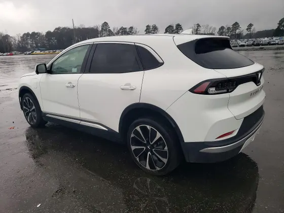 2025 VinFast VF 8 Plus