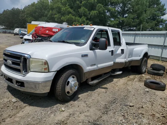2007 Ford Super Duty F-350 DRW XL