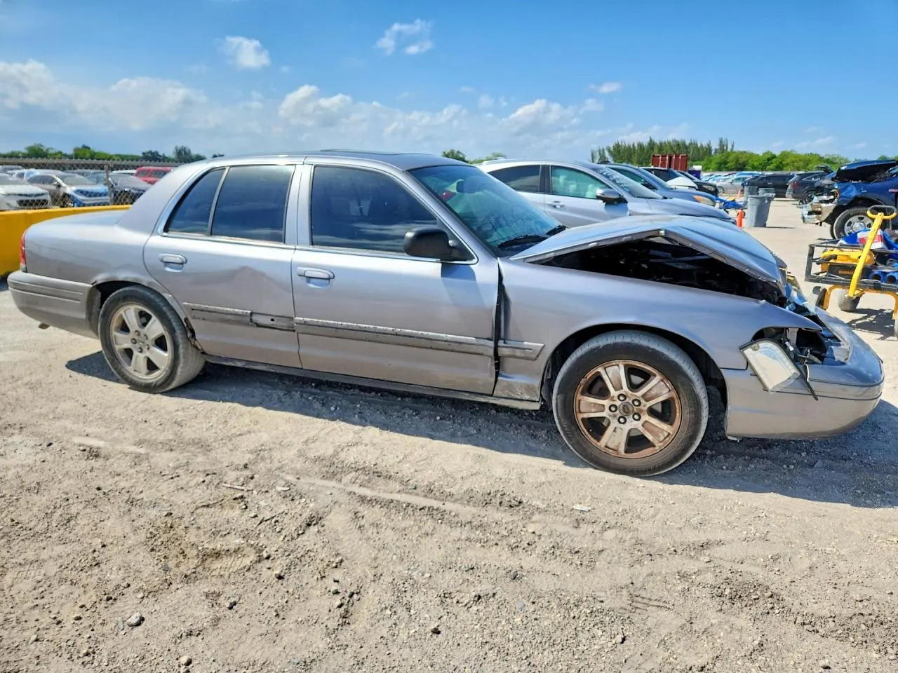 2006 Ford Crown Victoria LX