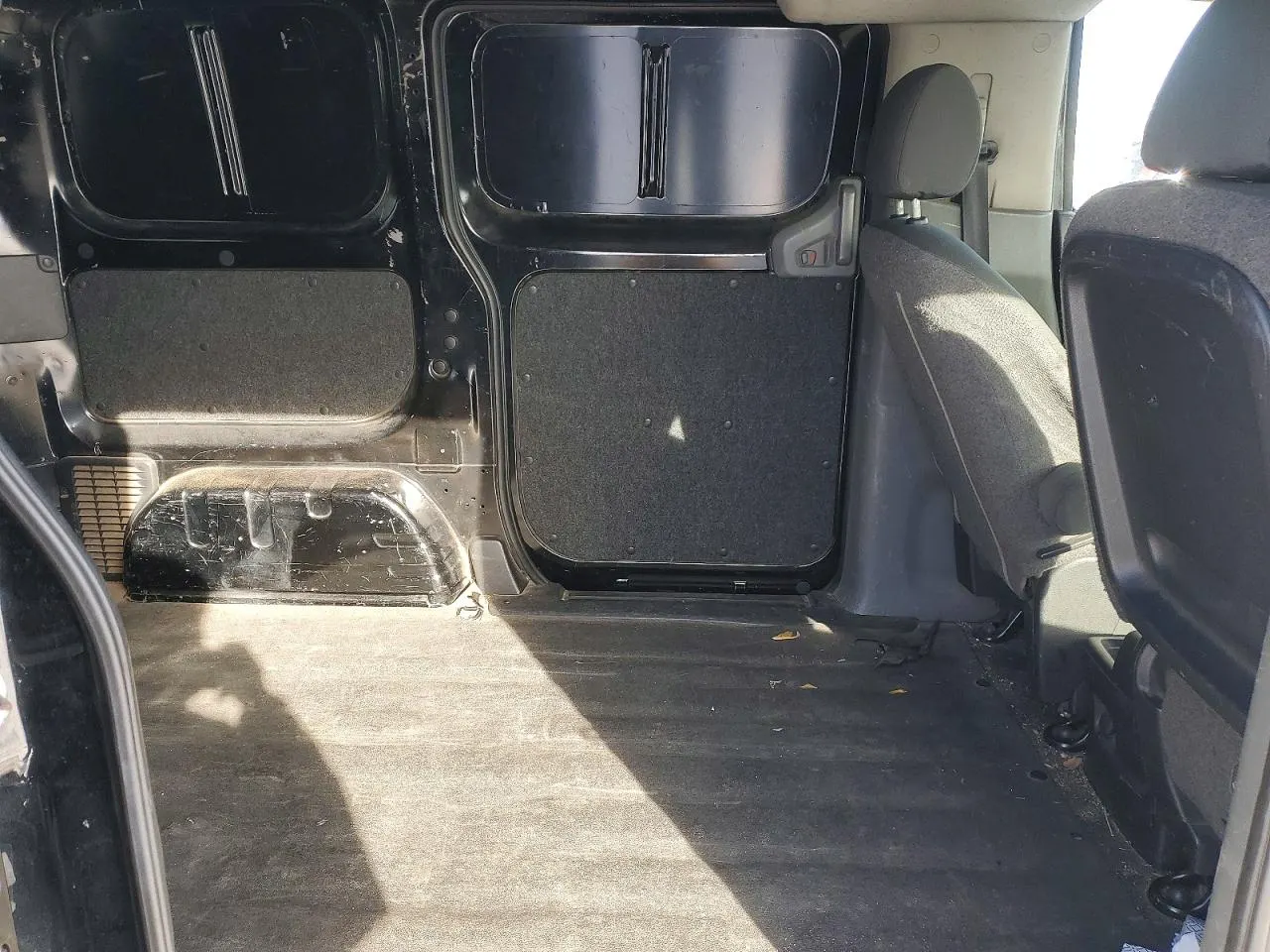 2013 Nissan NV200 SV