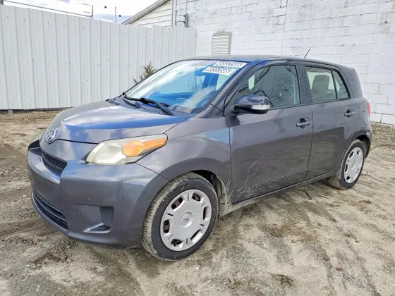 2014 Scion xD