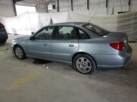 2005 Saturn L-Series L300