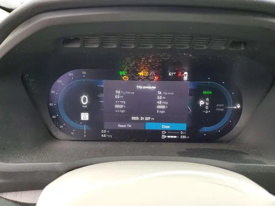 2025 Volvo XC90 Plug-In Hybrid Plus