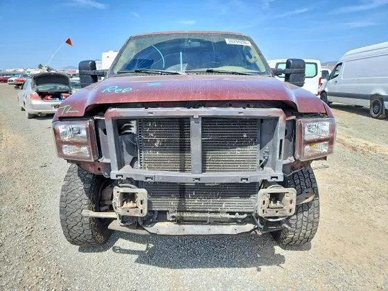 2005 Ford Super Duty F-350 SRW XL