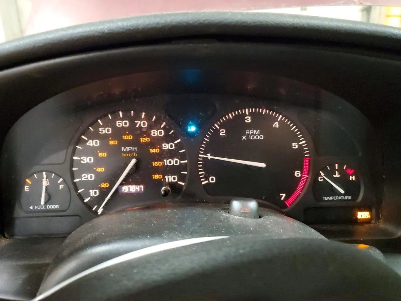 2002 Saturn SL SL1