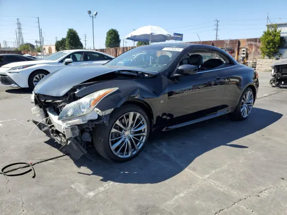 2014 INFINITI Q60 Convertible