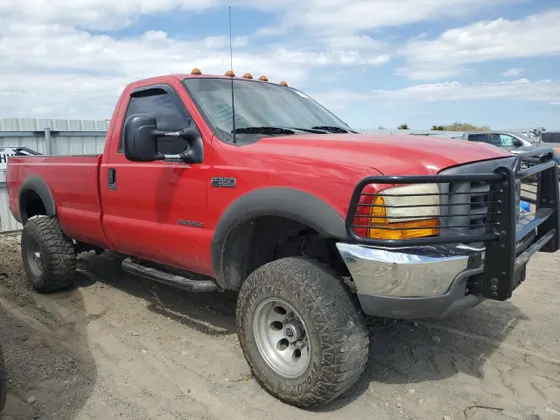 1999 Ford Super Duty F-350 DRW XL