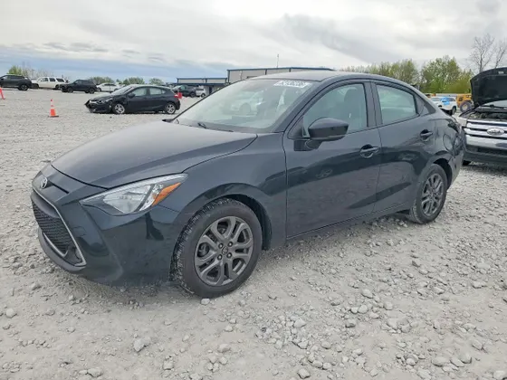 2019 Toyota Yaris Sedan L