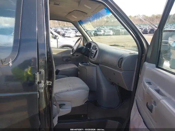 1998 Ford Club Wagon XL