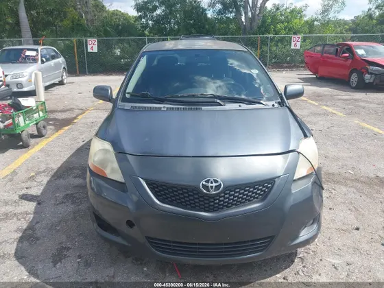 2010 Toyota Yaris
