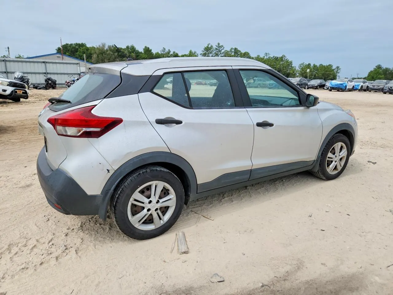 2019 Nissan Kicks SV