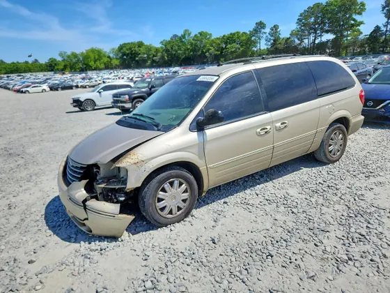 2005 Chrysler Town & Country Limited