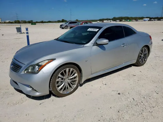 2014 INFINITI Q60 Convertible