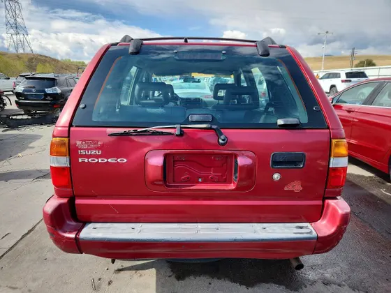 1998 Isuzu Rodeo S