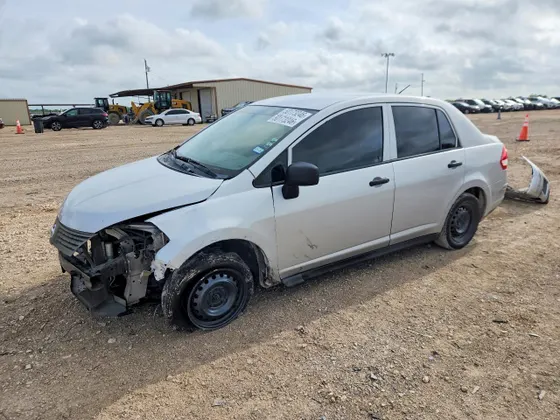 2011 Nissan Versa 1.6