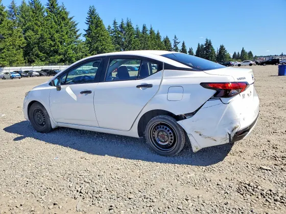 2021 Nissan Versa S