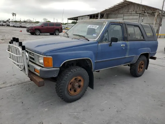 1986 Toyota 4Runner RN60