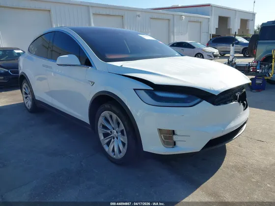 2016 Tesla Model X 70D
