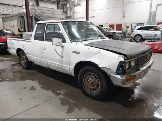 1984 Datsun 720 KING CAB