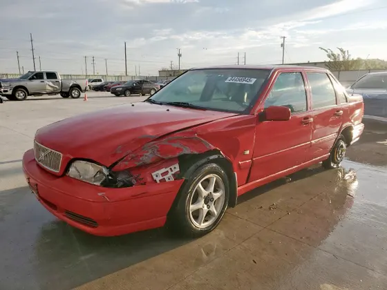 1999 Volvo S70