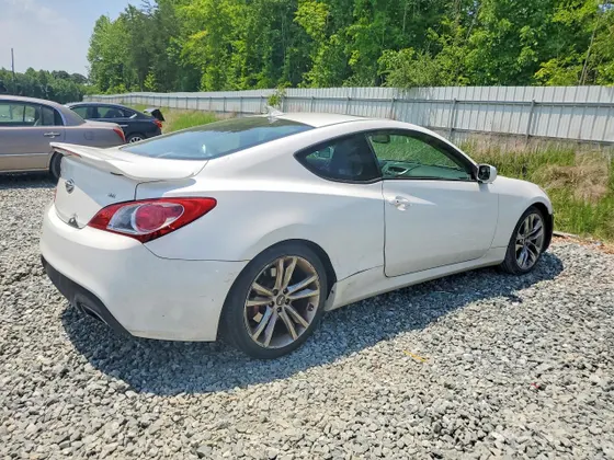 2012 Hyundai Genesis Coupe 3.8 Grand Touring
