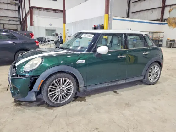 2016 MINI Cooper Hardtop 4 Door S