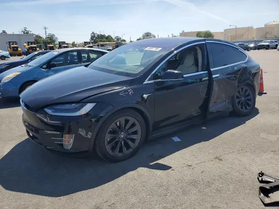 2019 Tesla Model X 75D