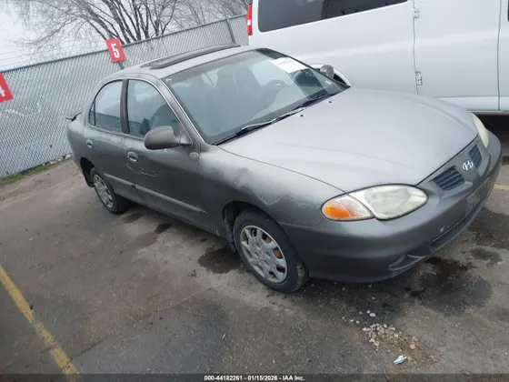 2000 Hyundai Elantra GLS
