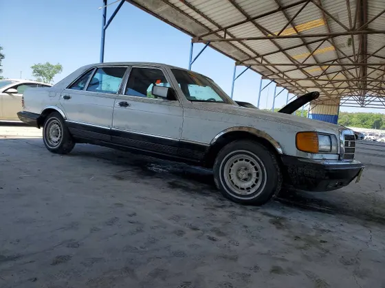 1985 Mercedes-Benz 500 Series 500SEL