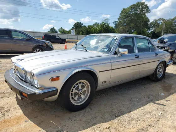 1982 Jaguar XJ XJ6