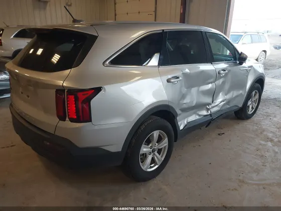2022 Kia Sorento LX