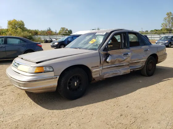 1995 Ford Crown Victoria LX