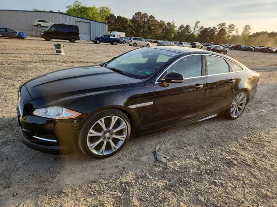 2015 Jaguar XJ