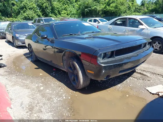 2009 Dodge Challenger SE