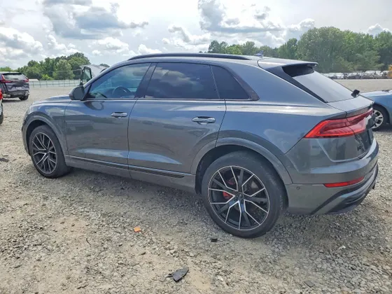 2019 Audi Q8 Premium Plus