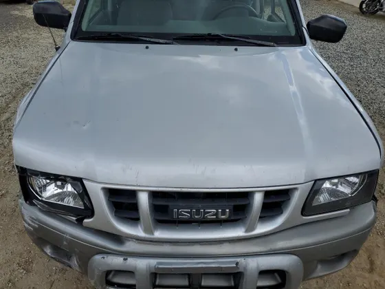 2002 Isuzu Rodeo Sport SPORT