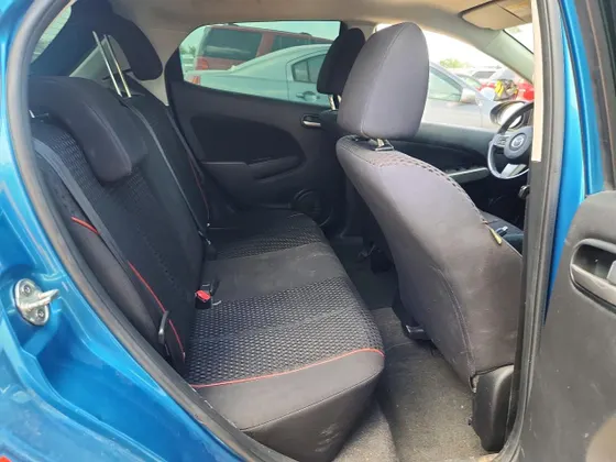 2011 Mazda Mazda2 Touring