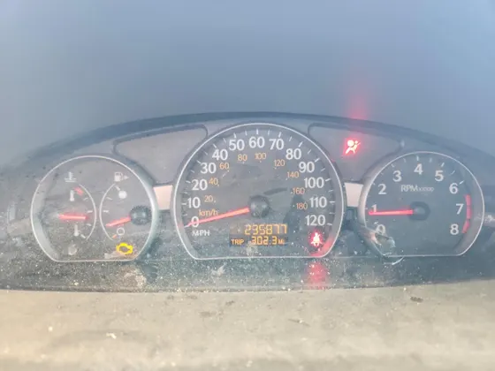 2004 Saturn ION ION 1