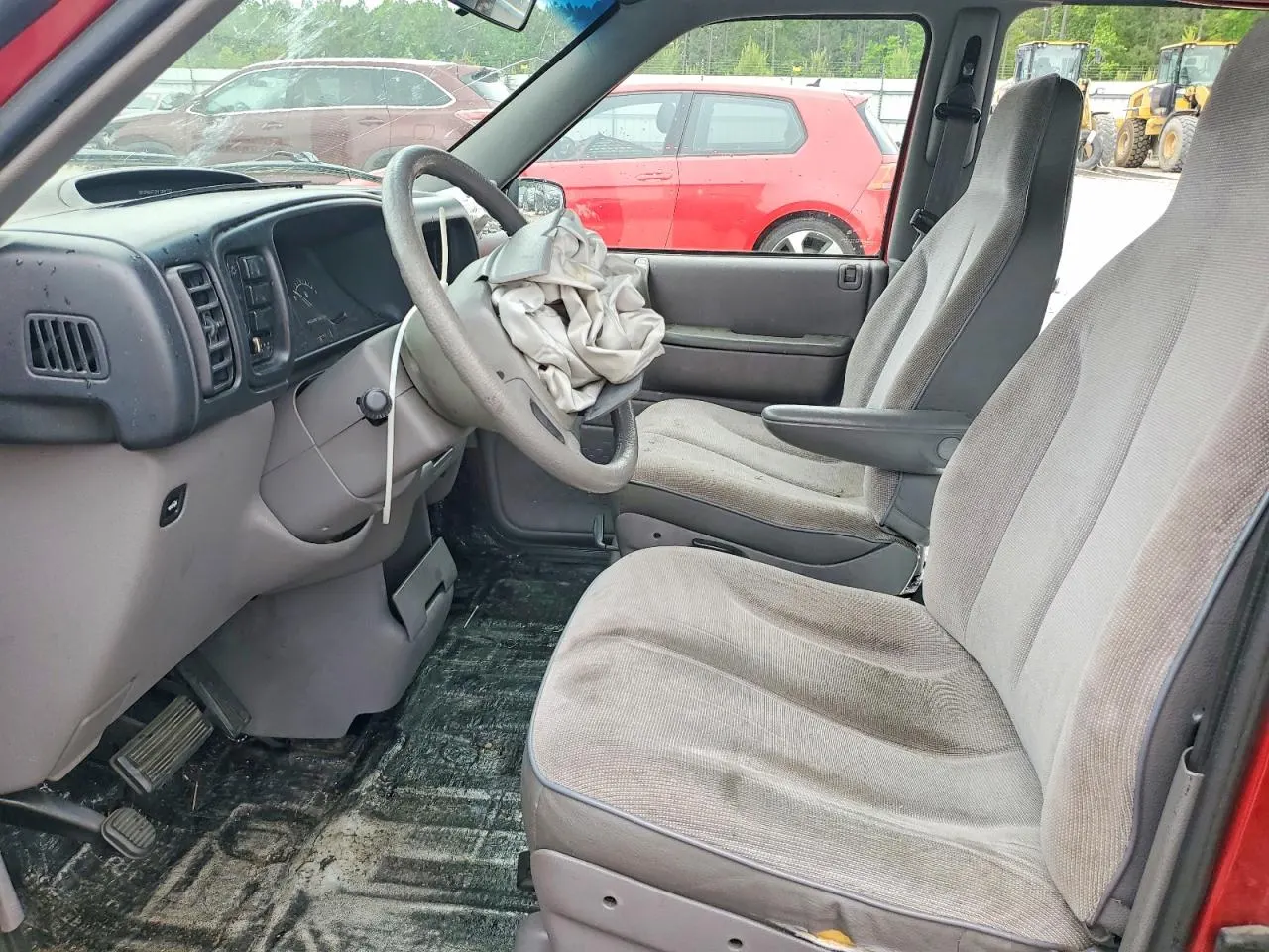 1995 Plymouth Voyager