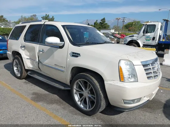 2009 Cadillac Escalade STANDARD
